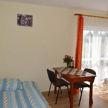 Pokoje Goscinne Sati * Sarbinowo