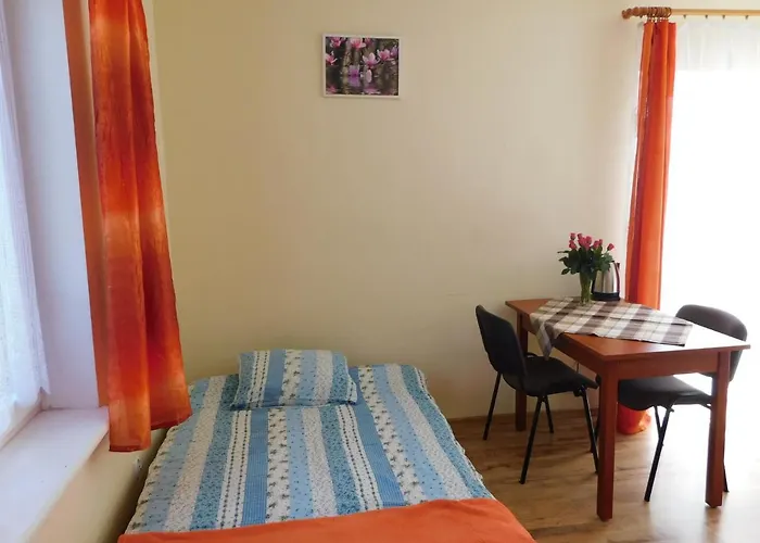 Pokoje Goscinne Sati Homestay szállás Sarbinowo
